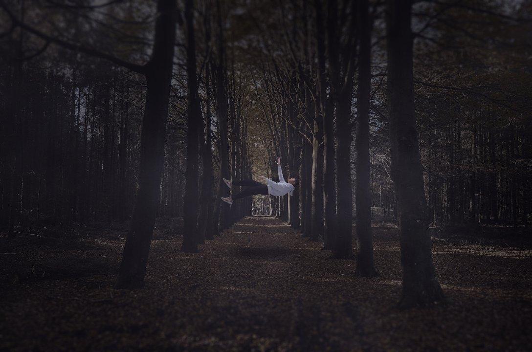 森迪穿越魔法学院