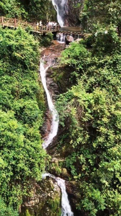 考试提前、铺设防滑垫，湖南各地各校多举措应对极端天气